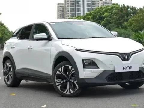 Được mệnh danh ‘siêu SUV cỡ B’, VinFast VF 6 trong 8 tháng đầu năm 2025 bán được bao nhiêu xe khi phân khúc SUV đang ‘nóng rực’?