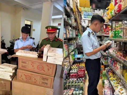 Hà Nội: Phát hiện hàng ngàn chiếc bánh trung thu nhập lậu