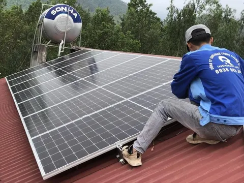 Dự kiến chi 42.000 tỷ đồng hỗ trợ trực tiếp người dân lắp điện mặt trời mái nhà