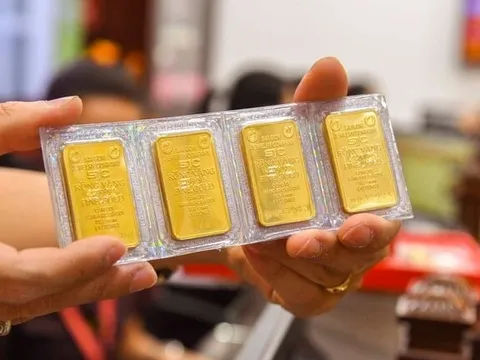 Vừa áp dụng quy định mới, giá vàng bất ngờ giảm mạnh