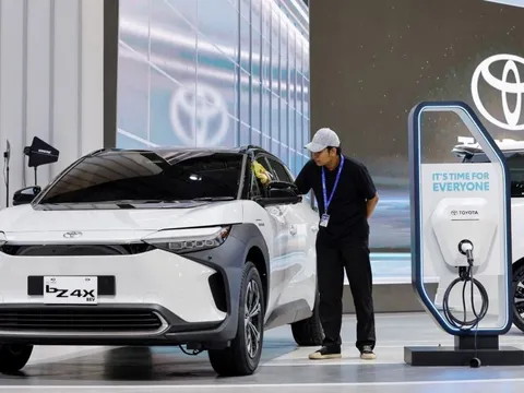 Toyota lật ngược thế cờ, quyết làm chủ công nghệ xe điện với loại pin hoàn toàn mới, sẽ khiến đối thủ phải ‘sốt xình xịch’