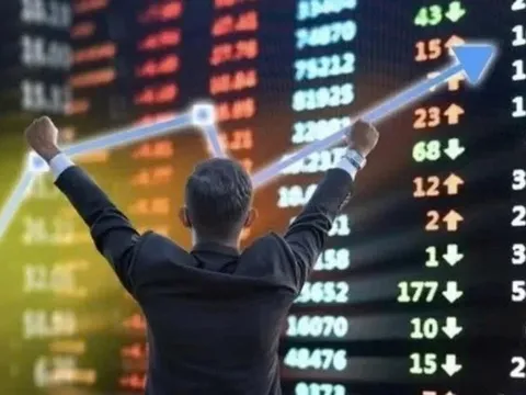 VNDirect: Dòng vốn ngoại chuẩn bị trở lại chứng khoán Việt Nam sau cú hích nâng hạng