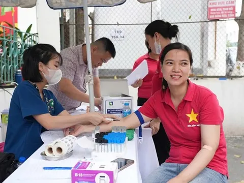 "Dệt" hạnh phúc bằng niềm tin