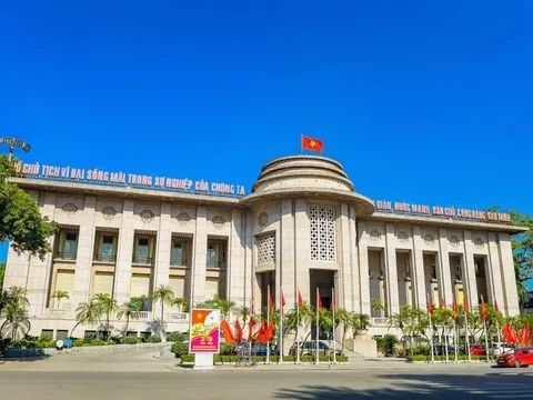 NHNN hút ròng gần 20.000 tỷ đồng, lãi suất liên ngân hàng vượt 5%