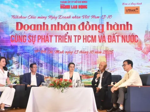Chuyện chưa kể về ông chủ doanh nghiệp chuyên làm "nhà ở vừa túi tiền"