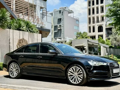 Audi A6 từng phục vụ APEC được rao bán với mức giá gây bất ngờ, người mua nên làm điều này trước khi xuống cọc