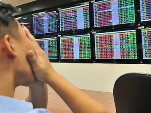 Lộ diện công ty chứng khoán đầu tiên báo lỗ trong quý 3/2025