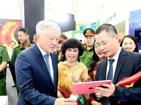 Blockchain - Hơn cả tiền mã hóa: Hướng tới định danh, truy xuất và chứng thực số