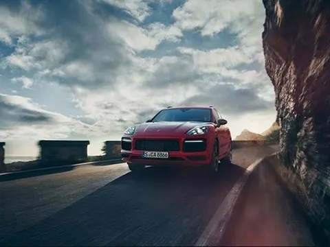 Cú 'đánh liều' tạo ra chiếc SUV huyền thoại, đưa hãng xe bên bờ vực trở mình đạt lợi nhuận cao nhất hành tinh: Viết lại lịch sử ngành ô tô toàn thế giới