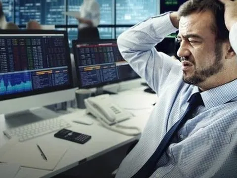Khối ngoại thẳng tay bán ròng gần 5.200 tỷ đồng trong tuần VN-Index điều chỉnh, cổ phiếu nào là tâm điểm "xả hàng"?