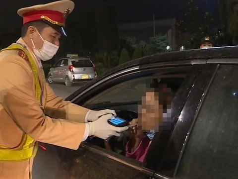 Trước thềm ngày Phụ nữ Việt Nam, 19 'bóng hồng' bị CSGT xử phạt nồng độ cồn