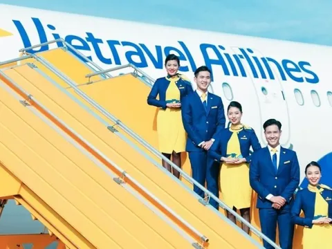 Nóng: AirAsia đang đàm phán mua cổ phần Vietravel Airlines