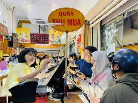 Giá vàng trong nước quay đầu giảm mạnh