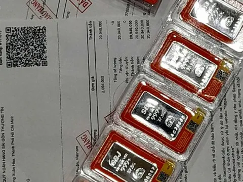 Giá bạc lên cao nhất trong vòng 45 năm qua