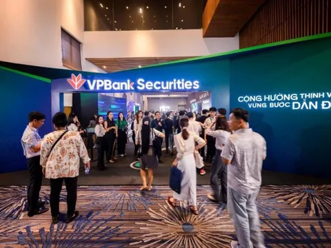 Sức nóng chưa từng có từ thương vụ IPO kỷ lục ngành chứng khoán