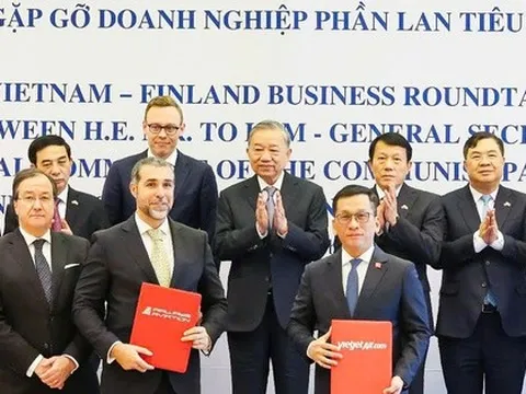 Tổng Bí thư Tô Lâm chứng kiến Vietjet ký thỏa thuận hợp tác với học viện hàng không Airways Aviation