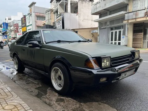 Vua cà phê Đặng Lê Nguyên Vũ tậu xế cổ Toyota Celica gần 50 tuổi, không phải siêu xe nhưng mức giá vẫn là một ẩn số