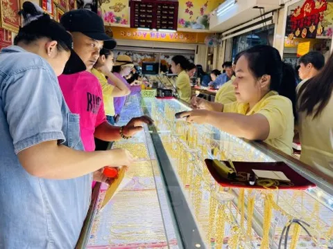 Giá vàng SJC giảm 1,2 triệu đồng/lượng