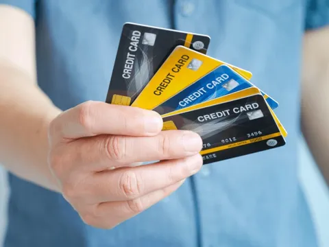 Cảnh báo chiêu lừa đảo mới khiến nhiều người mất tiền dù vẫn cầm thẻ trên tay