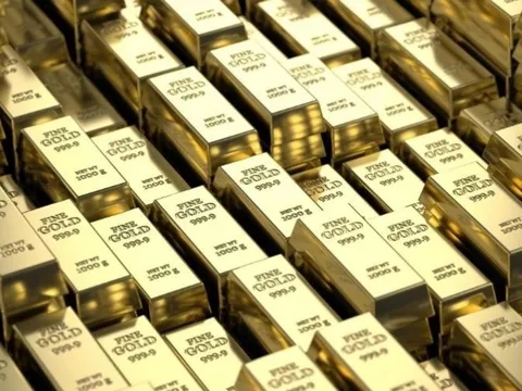 Giá vàng sụt giảm đột ngột nhưng các 'ông lớn' dự báo bùng nổ lên tới 5.000 đô vào 2026
