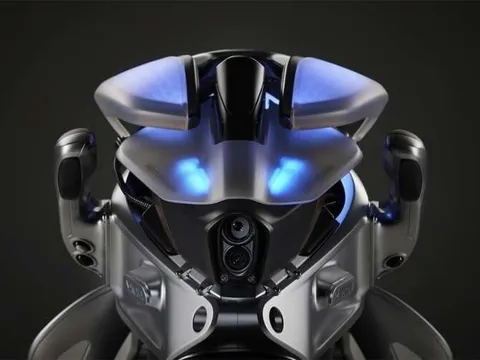 Chiếc xe máy điện 'nửa người nửa máy' đầu tiên của Yamaha: Biết tự đi, tự cảm nhận, tự cân bằng