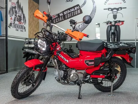 Chi 86 triệu mua xe số: Honda đưa 'chiến mã' 125cc về Việt Nam, 'bé hạt tiêu' nhưng gầm cao, pô vắt, leo dốc phà phà