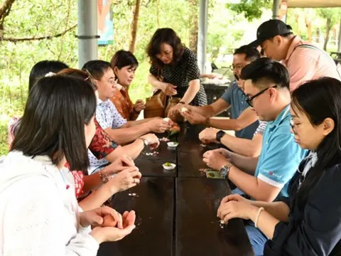 Người Mỹ, Australia, Canada, Nhật Bản đến Việt Nam du lịch chữa bệnh ngày càng nhiều