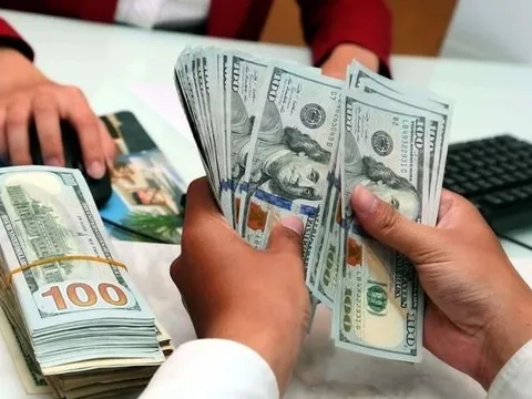 Tỷ giá USD hôm nay 3/11: Đồng bạc xanh giảm nhẹ, thị trường tự do đi ngang