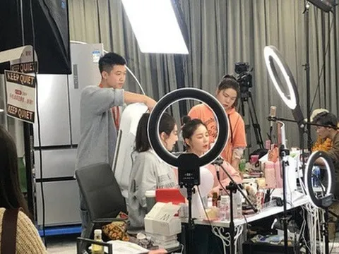 Livestream kiếm tiền như nước nhưng thuế 'không thấy một giọt', nhà nước chấn chỉnh ra sao?