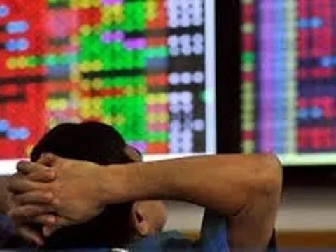 Cổ phiếu vốn hóa lớn đồng loạt giảm mạnh