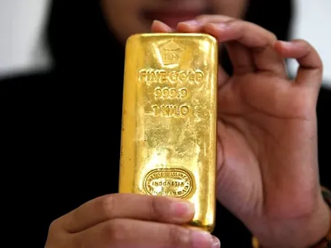 Sáng 4/11: Giá vàng giảm hàng loạt, chuyên gia vẫn giữ kịch bản lạc quan