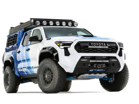 Toyota biến 'vua off-road' Tacoma thành bán tải không xăng, không khói, biết tắm bằng chính nước thải của mình