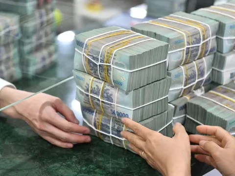 Một ngân hàng vừa tăng lãi suất tiết kiệm ở nhiều kỳ hạn