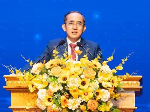 Tỷ phú chứng khoán Việt Nam sở hữu tài sản 9.000 tỷ đạt chuẩn chức danh giáo sư năm 2025