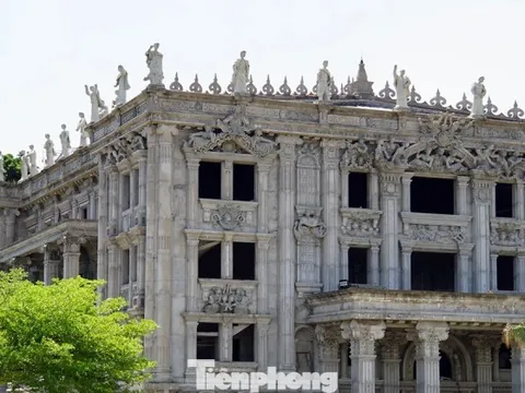 Sốt ruột hình ảnh khách sạn hạng sang 'đắp chiếu' ở Đồ Sơn