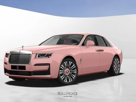 Từng khoe chi 80 tỷ đặt hai chiếc Rolls-Royce, nhưng sao sau 4 năm vẫn chưa ai thấy xe của chồng Đoàn Di Băng?
