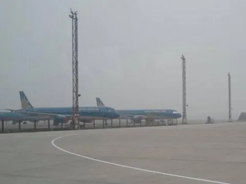 5 cảng hàng không miền Trung tạm ngưng khai thác do bão số 13