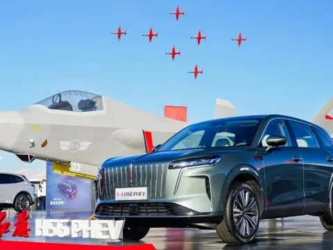 Một mẫu SUV Trung Quốc lập kỷ lục Guinness: Đổ xăng 1 lần chạy từ Hà Giang đến Cà Mau vẫn dư 100 km