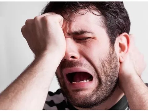 Chứng khoán Việt Nam làm sao thế?