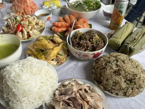 Đám cưới làm 15 mâm cỗ, cô dâu sợ bị chê cười không ngờ được khen nức nở