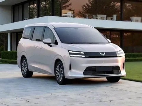 Mẫu MPV đa dụng 7 chỗ cốp rất rộng giá chỉ 561 triệu: Thiết kế thanh lịch, 6 túi khí, ghế thuyền trưởng chỉnh điện