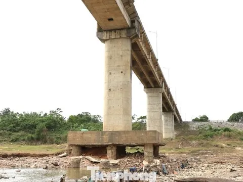 Nhà thầu thi công cầu Sông Lô cho rằng sự cố là 'do mưa lũ', 2 lần xin tự bỏ tiền ra sửa chữa