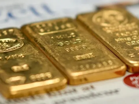 Giá vàng sáng 12/11: Biến động trái chiều giữa trong nước và thế giới