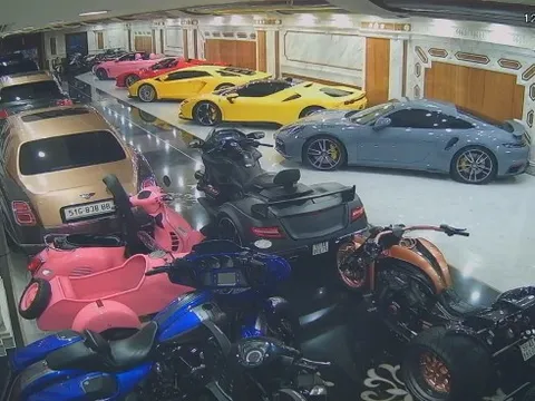 Hoàng Kim Khánh tung ảnh chứng minh dàn siêu xe 500 tỷ vẫn 'nằm yên' trong gara giữa tin đồn chuyển xe ra nước ngoài, dân mạng tinh ý phát hiện điều bất thường