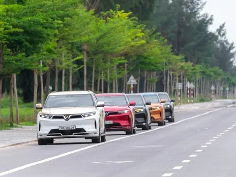 VinFast lập kỷ lục mới: Bán hơn 20.000 ô tô điện trong tháng 10, giữ vững ngôi vương thị phần tại Việt Nam