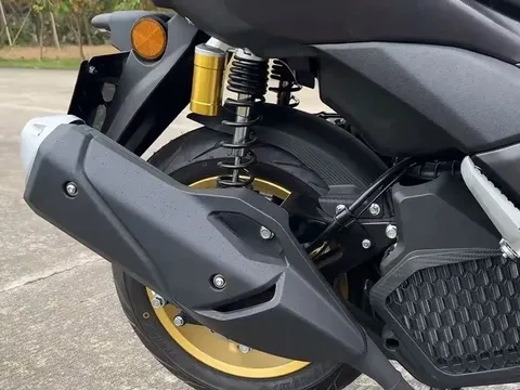 Mẫu xe tay ga 150cc giá chưa tới 30 triệu đồng với trang bị khiến Honda SH cũng phải dè chừng