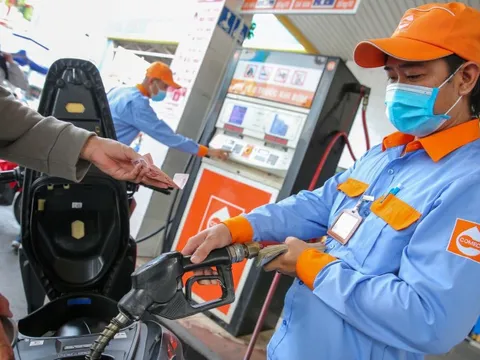 Giá xăng dầu tăng, có mặt hàng tăng gần 550 đồng/lít