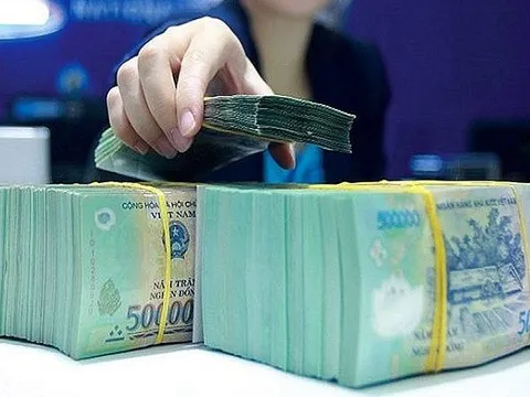 Hàng loạt ngân hàng đồng loạt nâng lãi suất huy động trong tháng 11