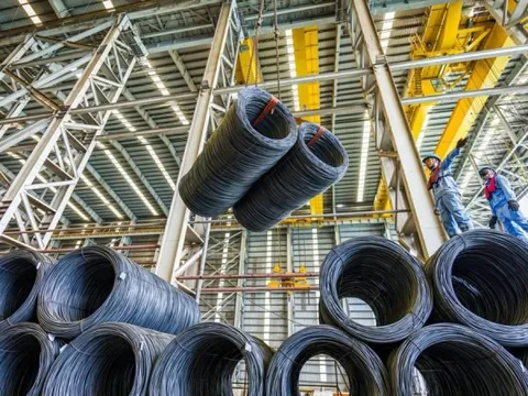 “Đại gia” thép một thời từng là đối thủ Hòa Phát bất ngờ “tái sinh”