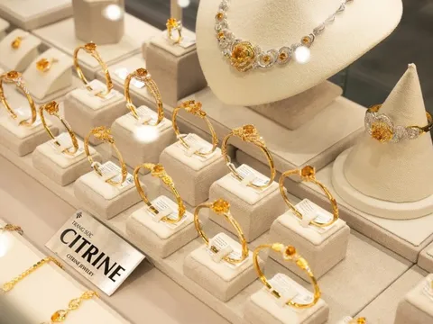 Giá vàng sáng 18/11: Cú trượt bất ngờ sau nhiều phiên giữ nhiệt